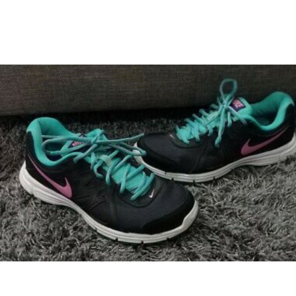 ⭐️Nike shoes⭐️
